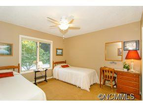 404 Periwinkle Drive - Photo 15