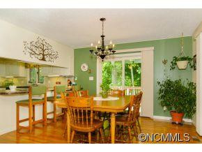 404 Periwinkle Drive - Photo 7