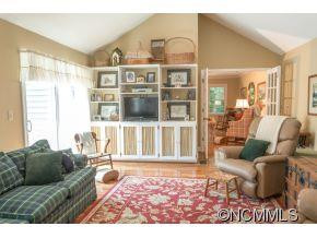 19 Woodcrest Road - Photo 11