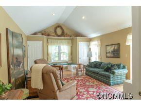 19 Woodcrest Road - Photo 12