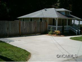 198 East Marshall St - Photo 14