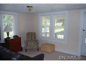 198 East Marshall St - Photo 5