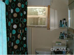 198 East Marshall St - Photo 9
