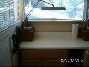 198 East Marshall St - Photo 10