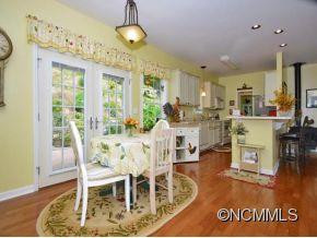 109 PINE TREE DRIVE - Photo 3