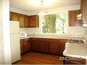 1201 Hyman Ave - Photo 6