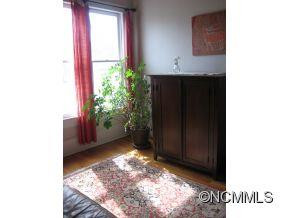 1201 Hyman Ave - Photo 7