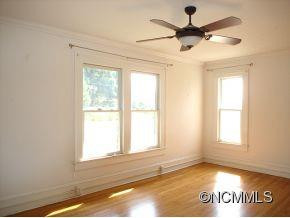 1201 Hyman Ave - Photo 9
