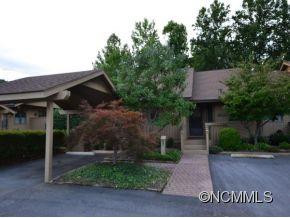 605 RED OAK DRIVE