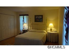 760 VIEW DRIVE - Photo 5