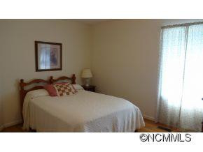 760 VIEW DRIVE - Photo 6