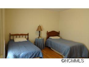 760 VIEW DRIVE - Photo 7