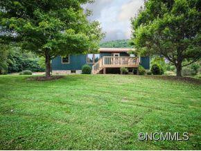 241 PINNERS COVE RD - Photo 2