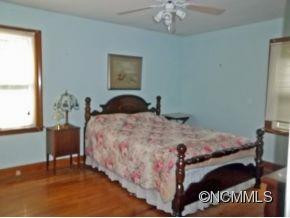 831 Forest Street - Photo 12