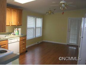 34 Motts Dr - Photo 4