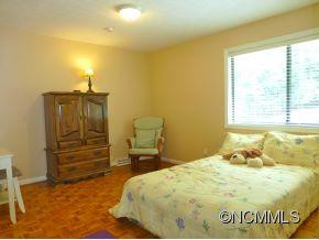 20 Iroquois Drive - Photo 14