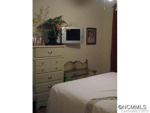  - Photo 13