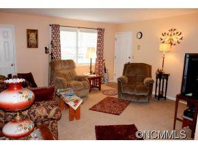 102 Falling Waters Road - Photo 2