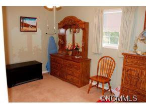 102 Falling Waters Road - Photo 11