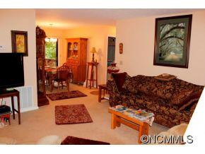 102 Falling Waters Road - Photo 3