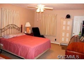 102 Falling Waters Road - Photo 8