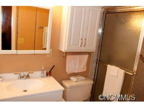 102 Falling Waters Road - Photo 10