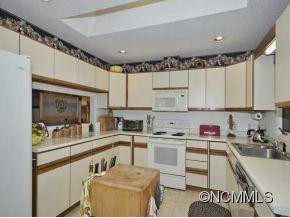 180 THRASHING ROCK DRIVE - Photo 7