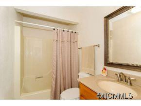 8 Park Ridge Court - Photo 14