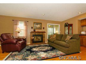 8 Park Ridge Court - Photo 3