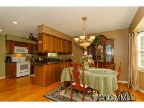 8 Park Ridge Court - Photo 5