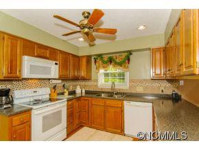 8 Park Ridge Court - Photo 9
