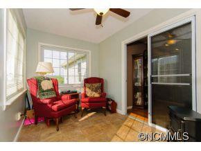 8 Park Ridge Court - Photo 10