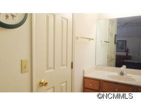 114 Hillside Drive - Photo 11