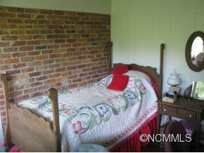 390 Sourwood Ridge - Photo 5