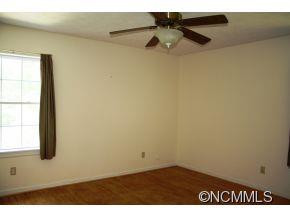 511 Friendship Lane - Photo 5
