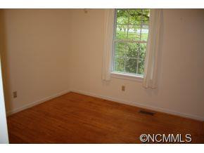 511 Friendship Lane - Photo 8
