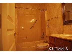 602 Fox Den Court - Photo 8