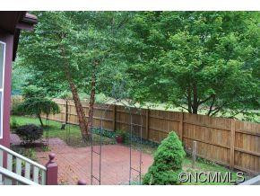 76 Village Greenway - Photo 6