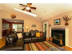 710 Woodhill Court - Photo 4
