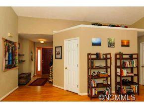 710 Woodhill Court - Photo 6