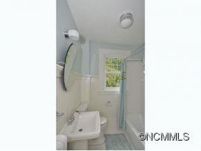 13 Farrwood Avenue - Photo 14