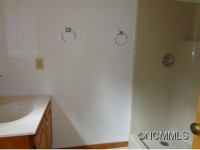 74 Edgewood Drive - Photo 14