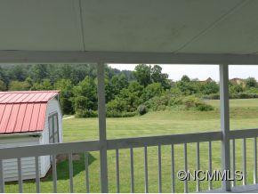 512 Howard Gap Road - Photo 21