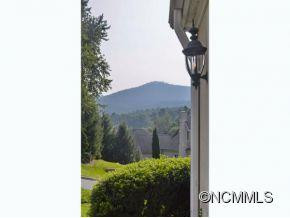 5 Tiverton Lane - Photo 3