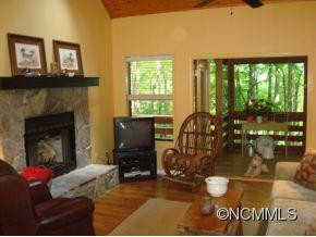78 Fernbrook Drive - Photo 2