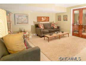 12 Pine Tree Circle - Photo 19