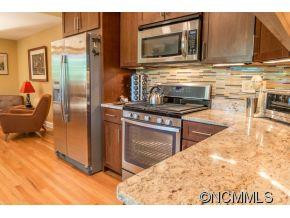 12 Pine Tree Circle - Photo 6