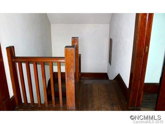 274 Carolina Avenue - Photo 12