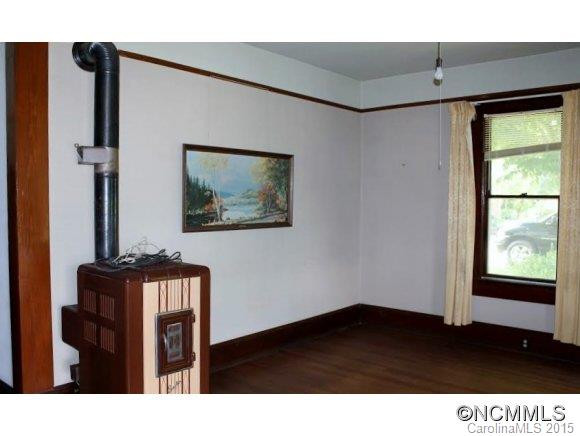 274 Carolina Avenue - Photo 3