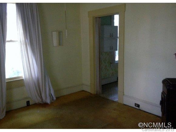 274 Carolina Avenue - Photo 5